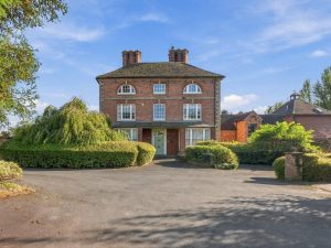 Sherborne House, Vicarage Lane, Sherborne